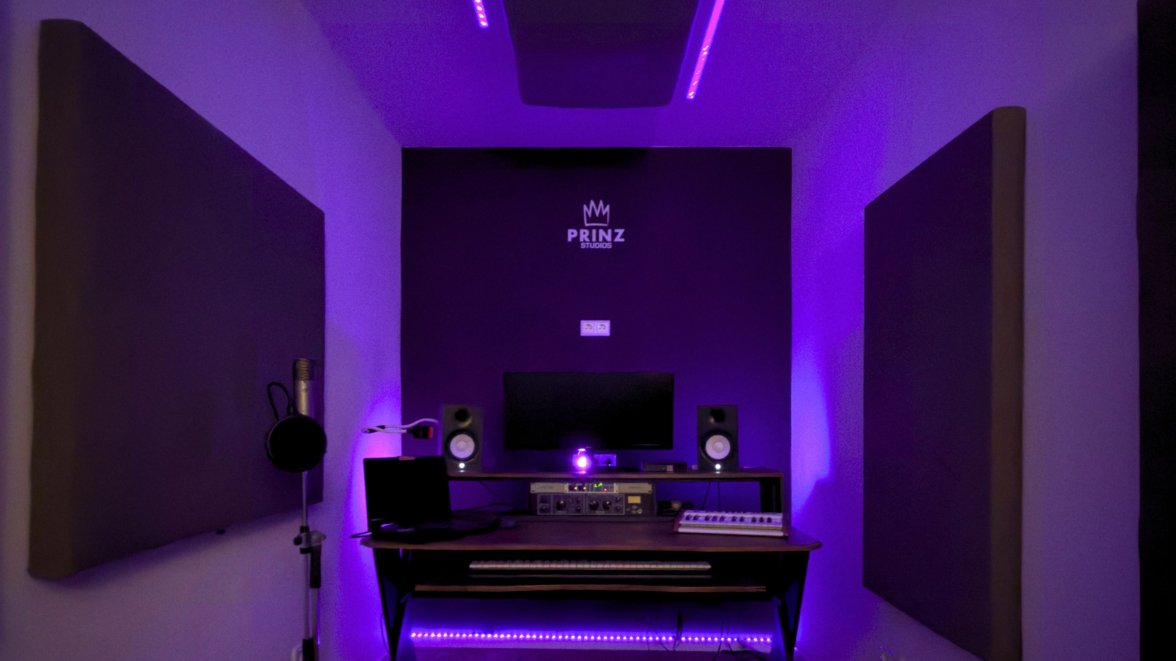 Studio B