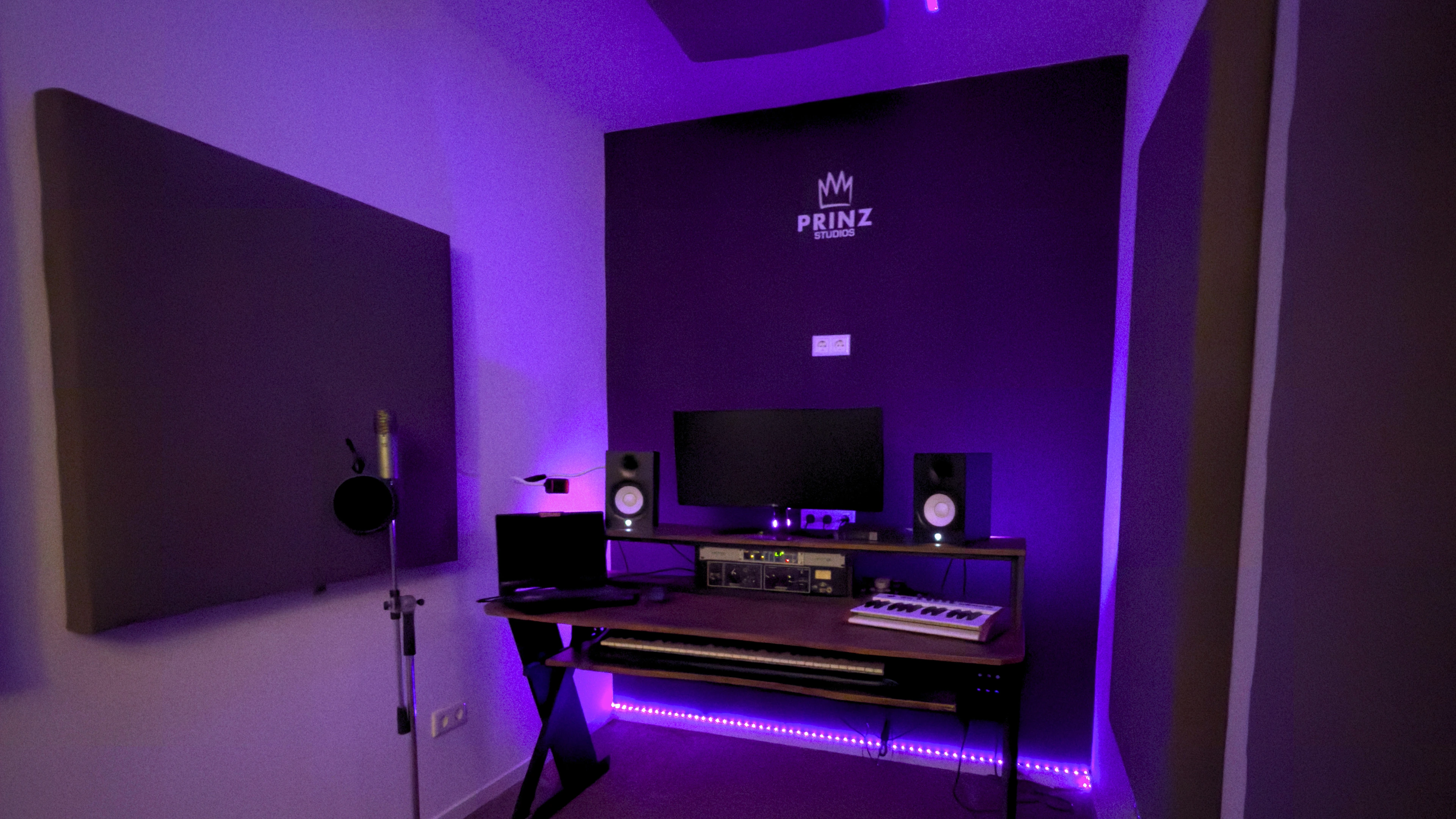 Studio B